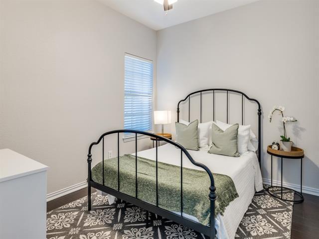 Building Photo - 1547 Cozy Dr