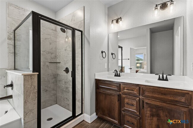 Building Photo - 1614 Flatland Trl