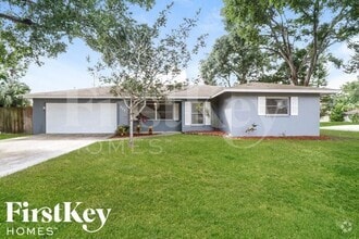 Building Photo - 627 St Andrews Dr