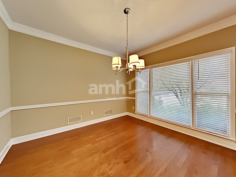 Building Photo - 1020 Allenbrook Ln