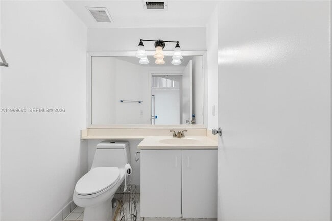 Building Photo - 931 Opal Terrace