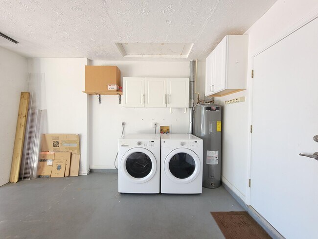 Building Photo - 1084 SE St Lucie Blvd