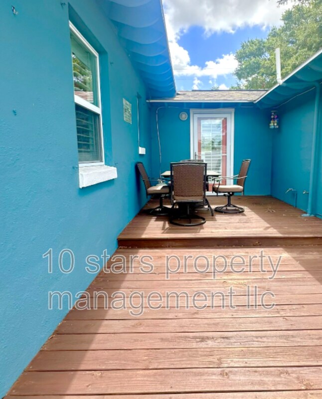 Building Photo - 5400 3rd Ave N
