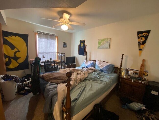 Building Photo - $2,250 | 4 Bedroom, 3.5 Bathroom Duplex | ...
