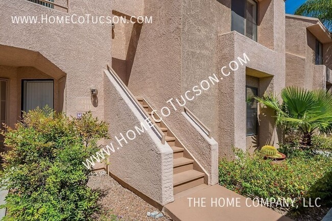 Building Photo - Short Term Furnished Foothills Condo 5675 N Camino Esplendora-2211