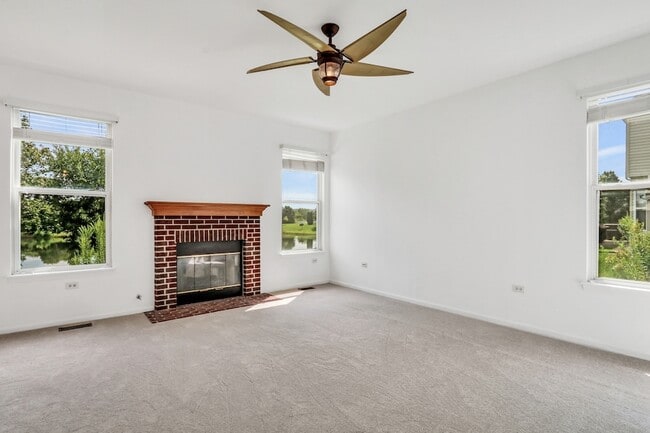 Building Photo - 849 Bell Flower Ln