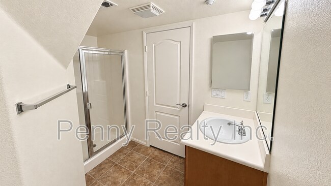 Building Photo - 3011 Pacific Palm Way