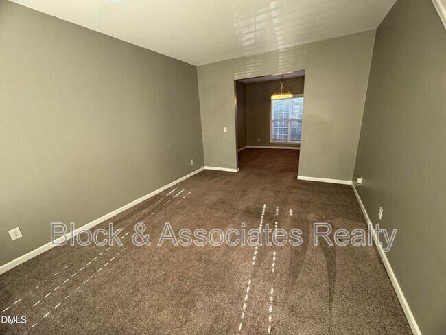 Building Photo - 3228 Forest Mill Cir