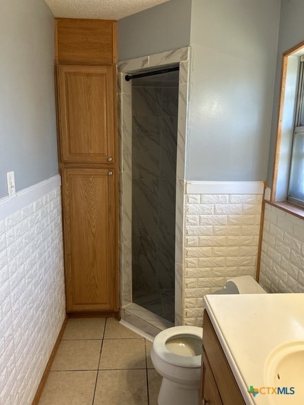 Building Photo - 2310 Zinnia Ct