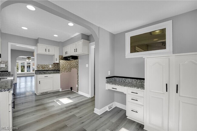 Building Photo - 7514 Bertha Ave