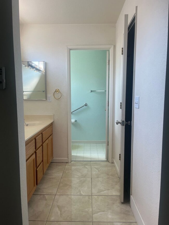 Building Photo - This rental won't last long. Don't miss ou...