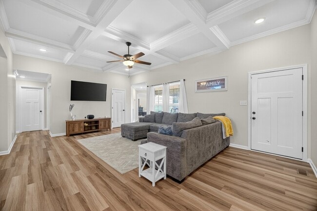 Building Photo - 3019 Cambridge Ct