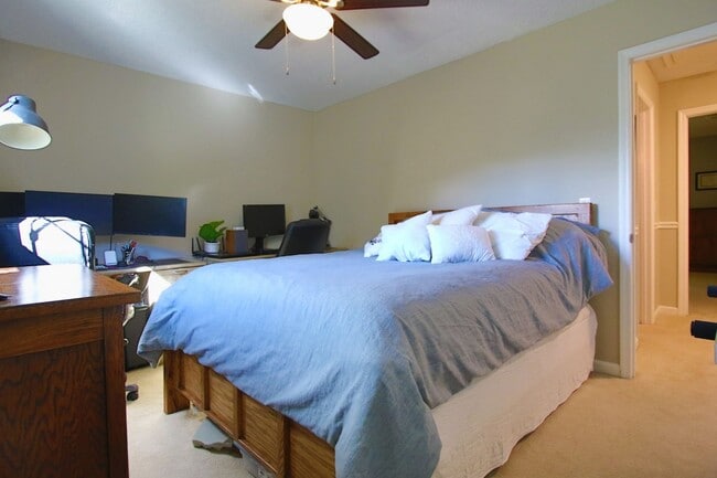 Building Photo - UPDATED CONDO IN THE HEART OF BRENTWOOD . . . PLUS AMENITIES!!!