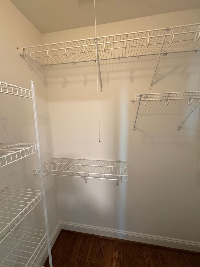 Building Photo - 908 Carolina Ave NW