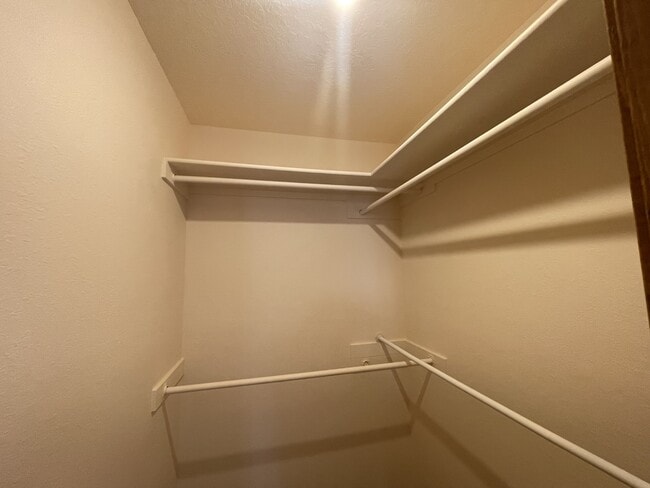Building Photo - 6308 Montano Pointe Rd NW