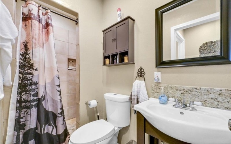 Building Photo - 710 Marin Rd