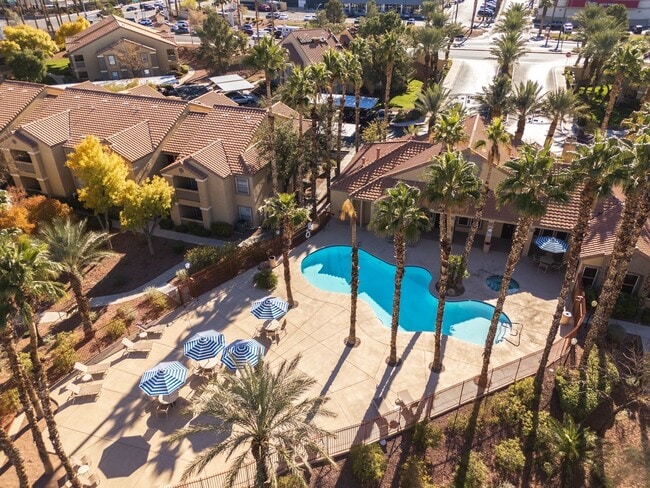 Building Photo - Completely remodeled 1st floor unit in gated Silverado Ranch community