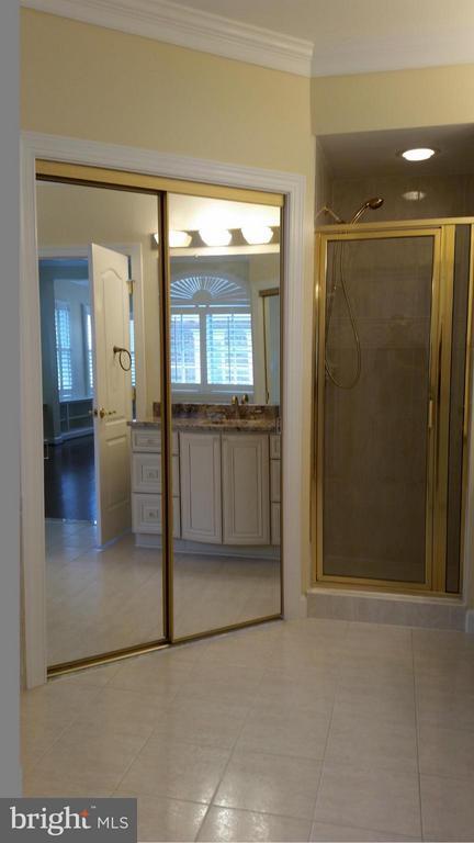 Building Photo - 1632 Colonial Hills Dr