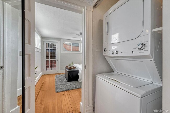 Building Photo - 132 W Bayaud Ave