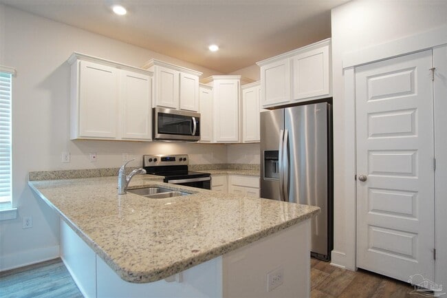 Building Photo - 8960 Brigade Trail