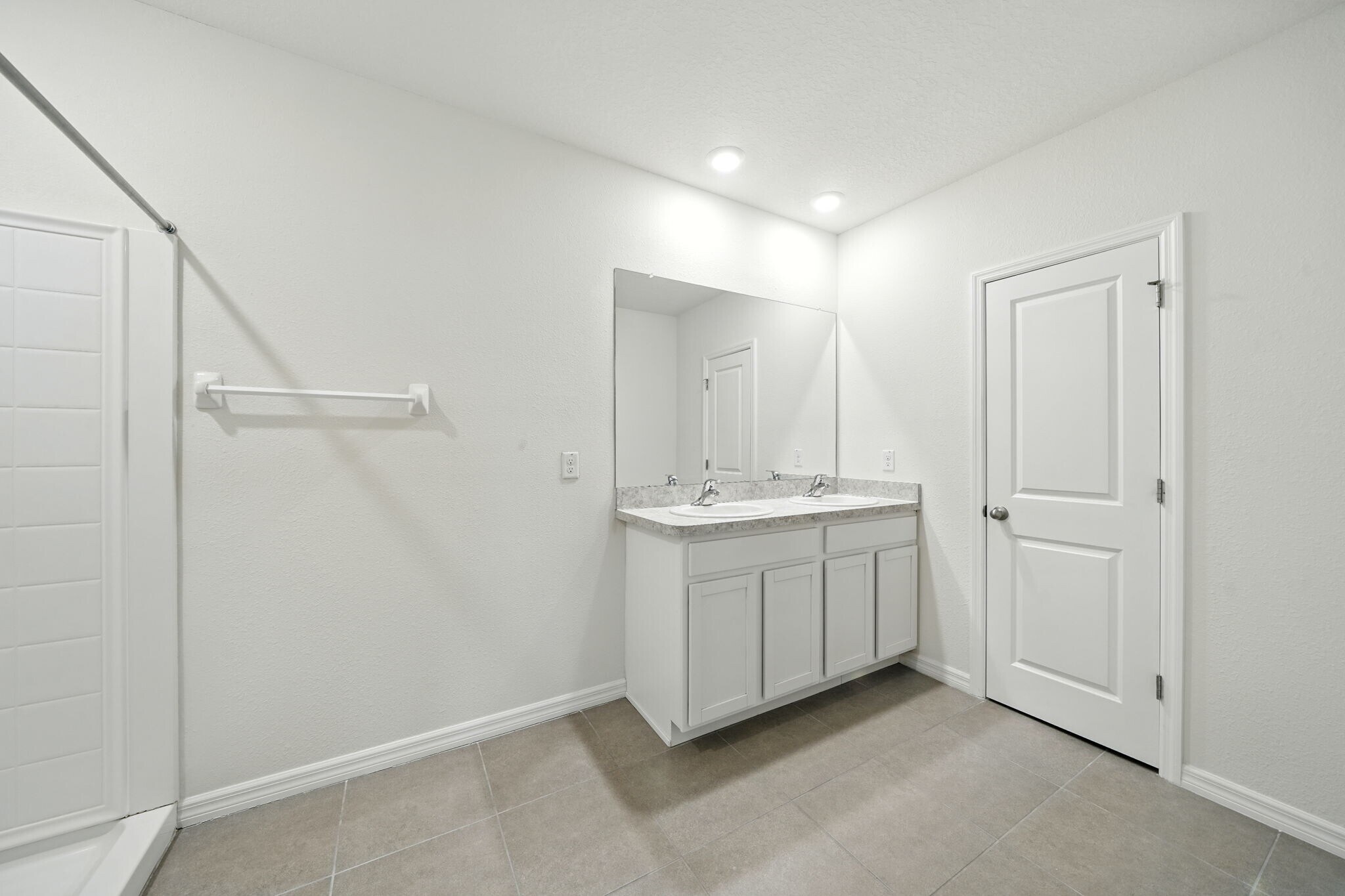 Building Photo - 17006 Wave Tressle Pl