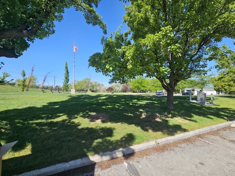 Building Photo - 3846 Canyon River Wy