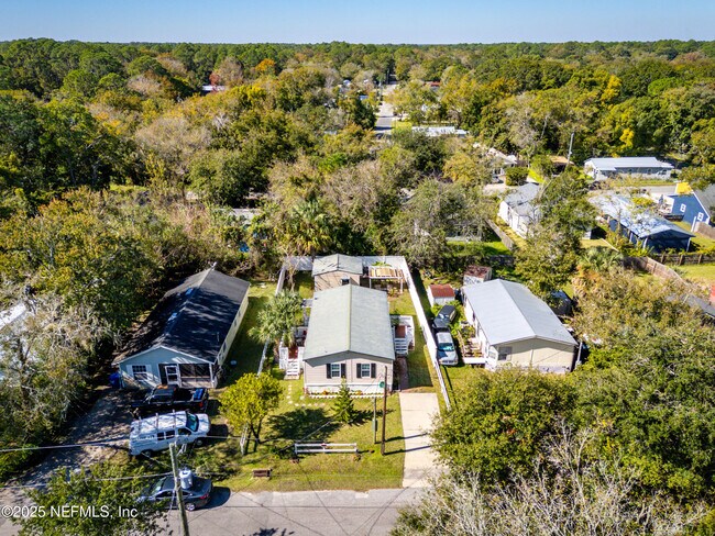 Building Photo - 501 Aiken St