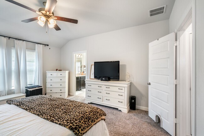 Building Photo - 24810 Timbarra Park Cir