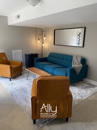 Building Photo - 1304 Belleview Ave