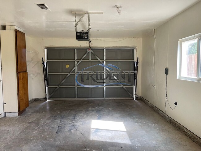 Building Photo - 4400 Martel Dr
