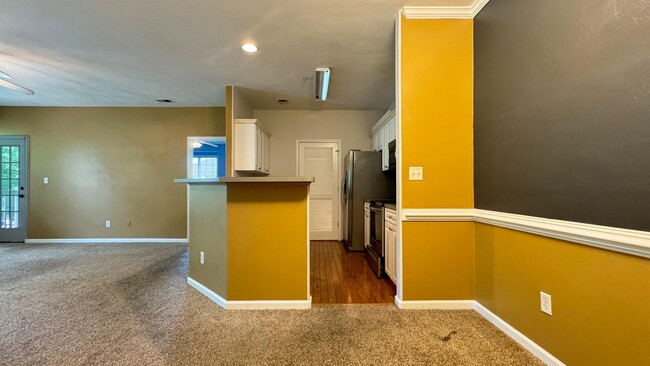 Building Photo - 1034 Grand Oak Ln