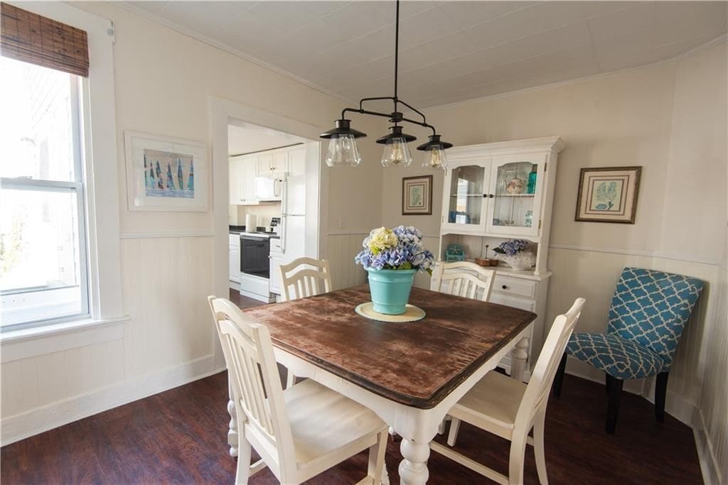 Building Photo - 11 Brewer St