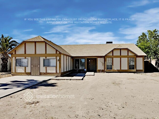 Primary Photo - 8414 W Windrose Dr