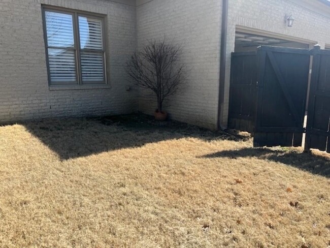 Building Photo - 9215 Liggon Green Ln