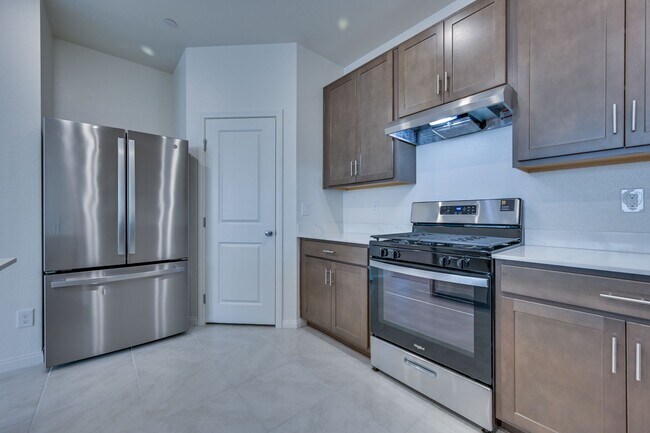 Building Photo - New House!!! Inspirada!!! Across from future Community Pool/Park!!! Tankless water heater!!