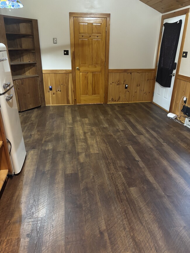 Building Photo - 11694 PA-3004