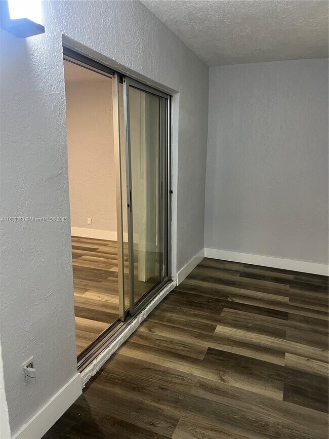 Building Photo - 2652 NW 60th Way