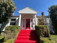 Building Photo - Stunning 2 bd 1 ba House with a basement a...