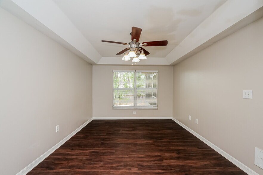 Building Photo - 6009 Kiteridge Dr