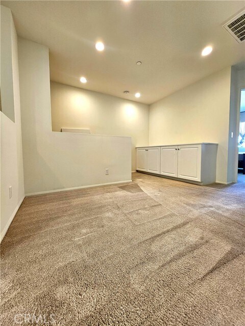 Building Photo - 37 Bijou