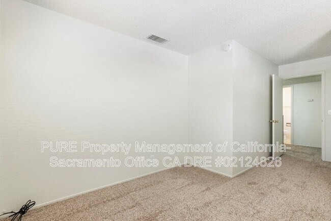 Building Photo - 1201 Rodeo Way