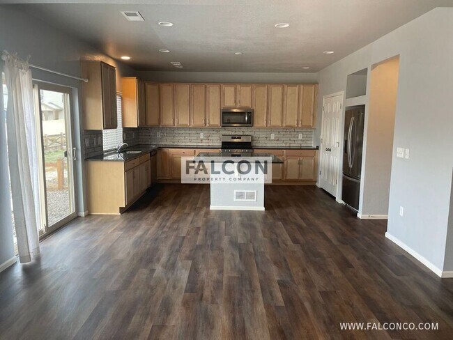 Building Photo - 9279 Birr Ct