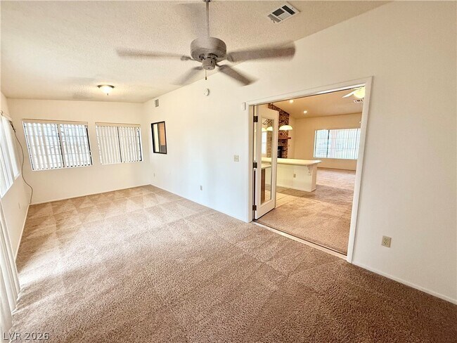 Building Photo - 1081 Pluto St