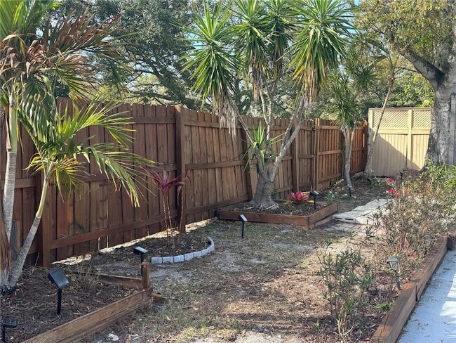 Building Photo - 2226 Fairfield Ave