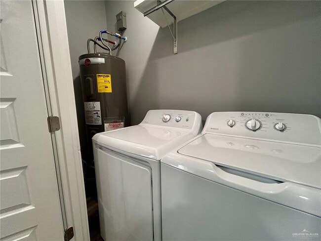 Building Photo - 23 W Kohala Ave