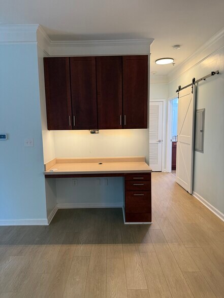 Building Photo - 1755 Central Park Rd