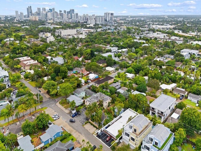 Primary Photo - 1219 NE 14th Ave