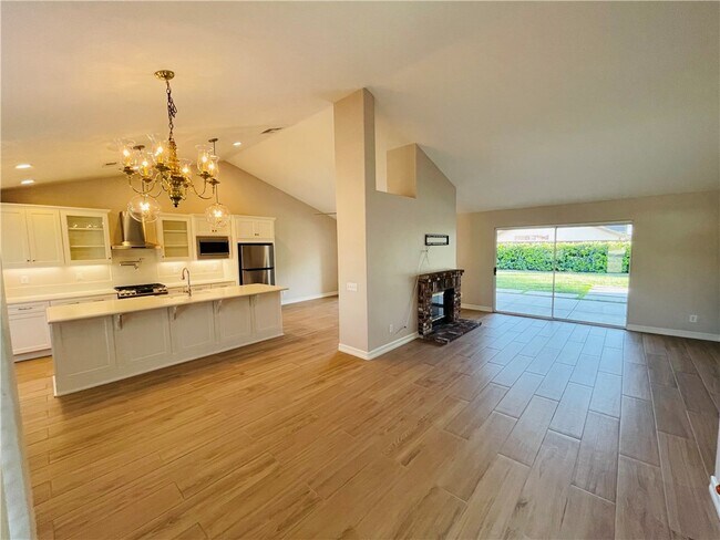 Building Photo - 28937 Biarritz Ct