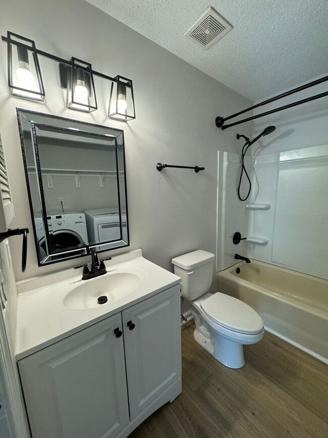 Building Photo - Yorkshire Downs Townhome
