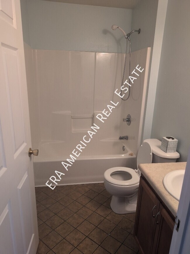 Building Photo - 295 Limestone Cir